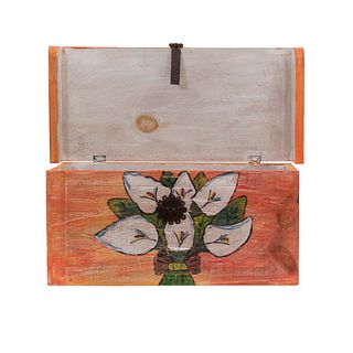 Chest. 20th century. Polychrome wood. Folding cover and ironwork lock. Decorated with flowers. 9.8 x 22 x 9.8" (25 x 56 x 25 cm)