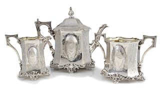 An English Victorian sterling silver tea service - London 1845, Joseph Angell & Son (Joseph Angell Senior & Junior)