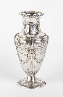 A French silver 950/1000 vase - late 19th Century