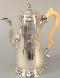 English silver teapot with coat of arms, ht. 7 1/2", 15.7 t.oz. .