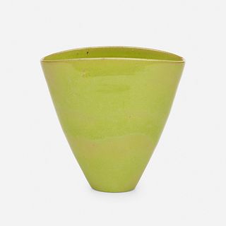 Gertrud and Otto Natzler, tapered pillow vase