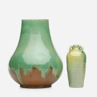 Newcomb College Pottery, vases, set of two
