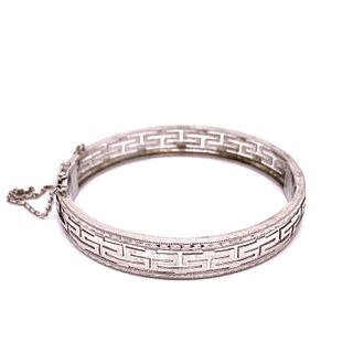 ÊPlatinum Pierced and Cutout Bangle Bracelet
