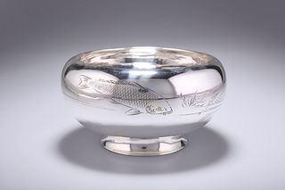 A JAPANESE SILVER BOWL, EARLY 20TH CENTURY, circular, finely engraved with 