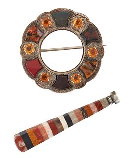 AN AGATE AND CITRINE BROOCH AND A HARDSTONE SEAL, the round brooch set with