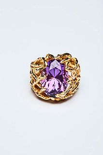 RING WITH AMETHYST