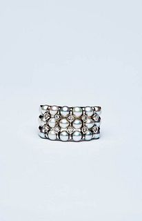 BAND RING WITH PEARLS