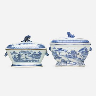 Chinese Export, Blue and White soup tureens and covers, set of two