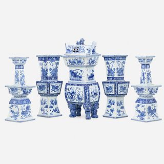 Chinese, five-piece Blue and White garniture