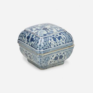 Chinese, Blue and White box and cover