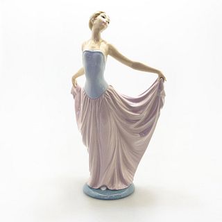 Lladro Dancer Woman Figurine 5050