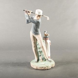 Lladro Figurine, Golfer Man 01004824