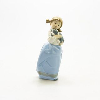 Lladro Nao Figurine, Girl With Puppy