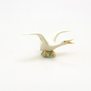 Lladro Porcelain Figurine Goose Taking Flight