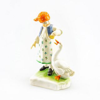 Herend Figurine Girl Feeding Duck 5565