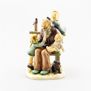 Goebel Hummel Figurine, At Grandpa'S #621