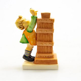 Goebel Hummel Figurine, Little Thrifty 118