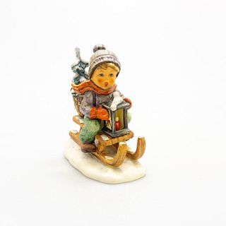 Goebel Hummel Figurine, Ride Into Christmas 396