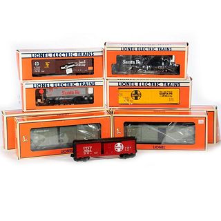 O Gauge Lionel (7) Santa Fe and (2) US Army Freight Cars