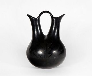 San Ildefonso, Maria Martinez, Blackware Wedding Vase