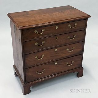 Chippendale-style Mahogany Chest of Drawers