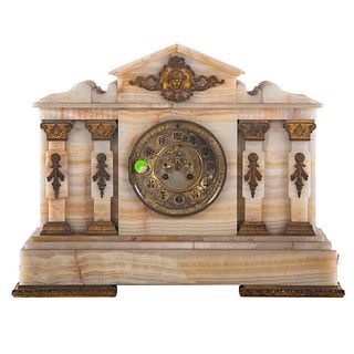 Classical Style Onyx Mantle Clock.