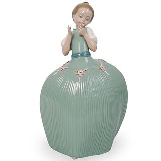 Lladro "Girl in Green Dress" Porcelain Figurine