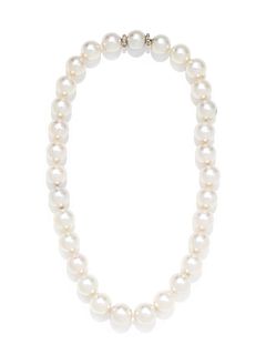 CULTURED SOUTH SEA PEARL NECKLACE