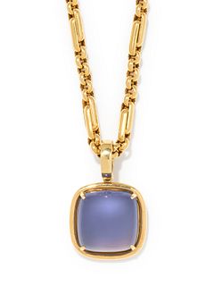 GUMPS, YELLOW GOLD AND CHALCEDONY PENDANT/NECKLACE