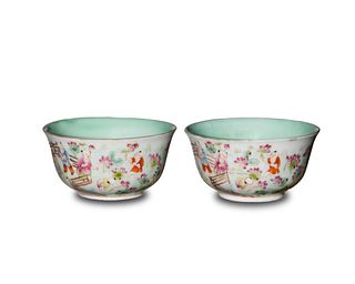 Pair of Chinese Famille Rose Bowls, 19th Century