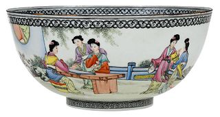 Chinese Famille Rose Eggshell Porcelain Bowl