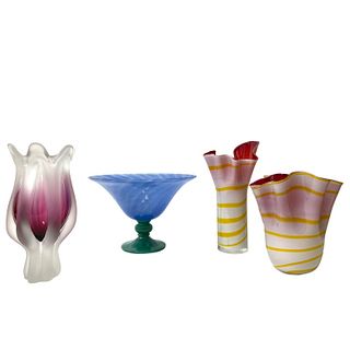 Collection of 4 Artglass Accessories