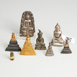 Collection antique Thai miniature Buddhist figures