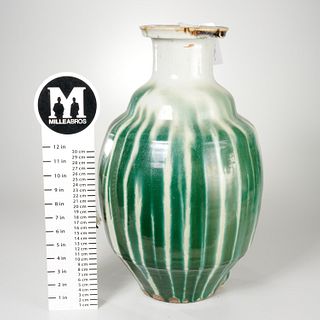 Japanese Shigaraki glazed pottery jar