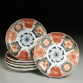 Set (6) Japanese Imari porcelain plates