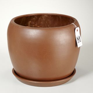 Gainey Ceramics, large clay planter