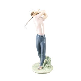 Large Lladro Figurine, On The Green 01006032