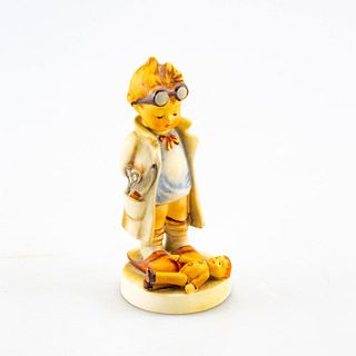 Goebel Hummel Figurine Doctor 127