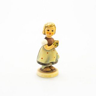 Goebel Hummel Figurine, For Mother 257