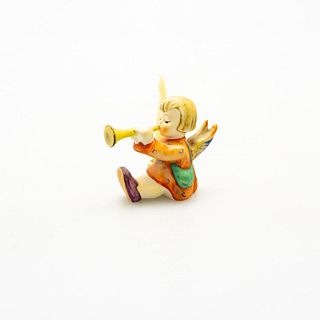 Goebel Hummel Figurine, Joyous News, Angel Playing Horn