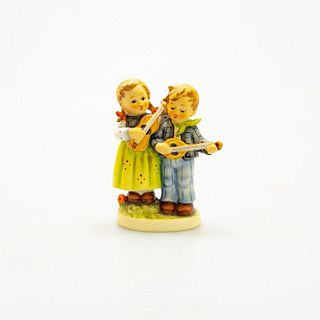 Goebel Hummel Group Figurine Happy Days