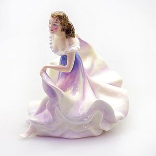 Gypsy Dance Hn2230 - Royal Doulton Figurine
