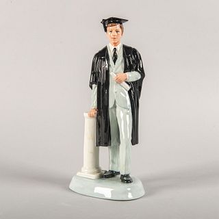 Graduate (Male) Hn3017 - Royal Doulton Figurine
