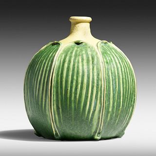 Grueby Faience Company, Rare and Early vase