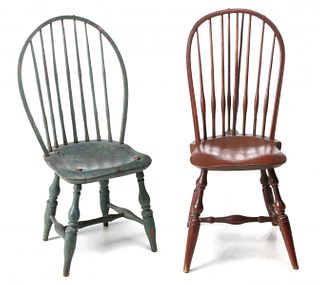 AN 18TH C BOW BACK WINDSOR CHAIR, DRY ORIGINAL PAINT +1