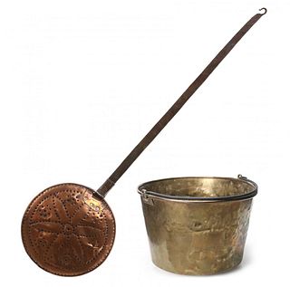 AN EARLY COPPER BED WARMER AND SPUN BRASS BUCKET