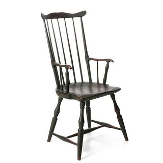 AN 18TH C. FAN BACK WINDSOR CHAIR IN OLD GREEN PAINT