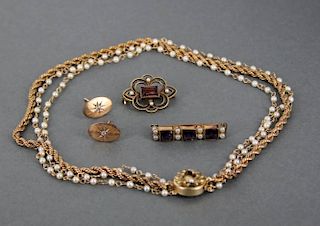 Group of early 20th/late 19th century gold jewelry