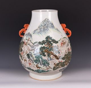Large Famille Rose 'Hundred Deer' Porcelain Vase