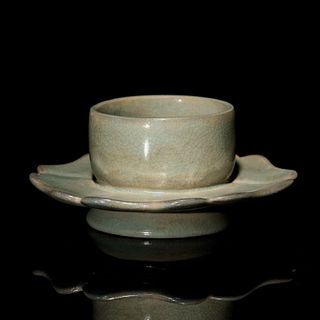 Ruyao Celadon Cylindrical Tea Bowl